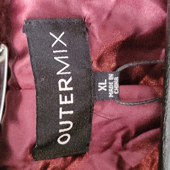 NWT Outermix Classic Faux Fur Jacket - Picture 4 of 11